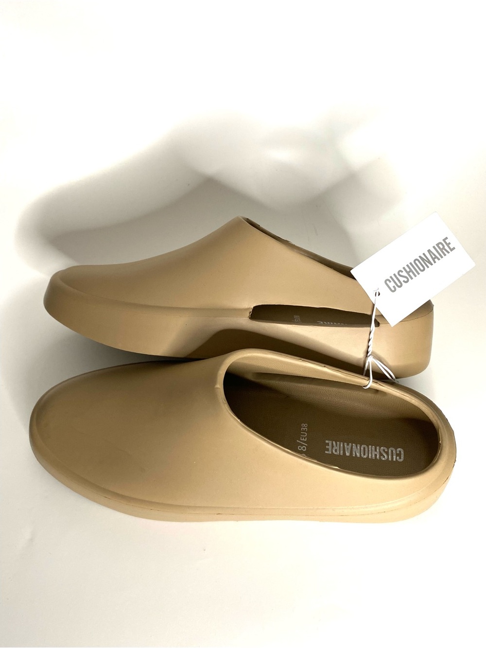 Cushionaire Hacker Mocha EVA Platform Mule Clog Waterproof Slip On NWT